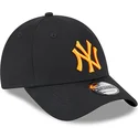 cappellino-curvo-nero-regolabile-con-logo-arancione-9forty-league-essential-dei-new-york-yankees-mlb-di-new-era