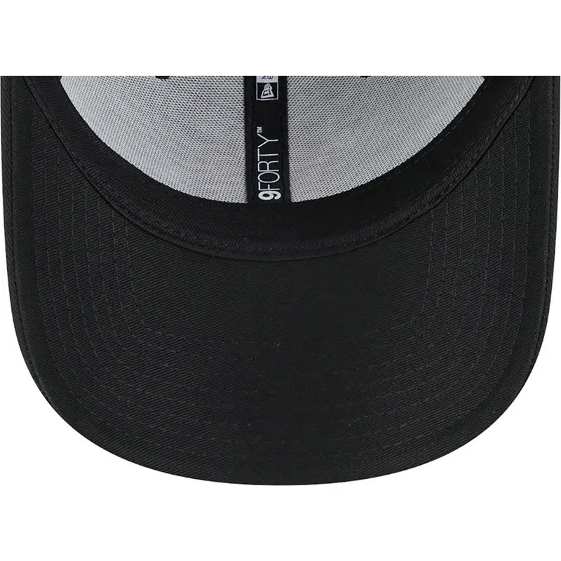 cappelli-curva-nero-cinghia-regolabile-9forty-league-essential-dei-new-york-yankees-mlb-di-new-era