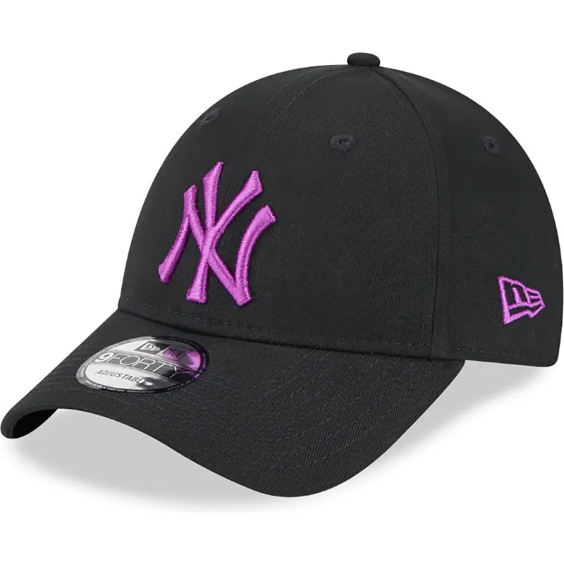 cappelli-curva-nero-cinghia-regolabile-9forty-league-essential-dei-new-york-yankees-mlb-di-new-era