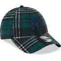 cappellino-curvo-verde-regolabile-con-logo-blu-9forty-check-dei-new-york-yankees-mlb-di-new-era