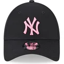 cappellino-curvo-nero-regolabile-con-logo-rosa-9forty-neon-dei-new-york-yankees-mlb-di-new-era