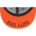 cappello-nero-e-arancione-snapback-9fifty-di-daffy-duck-looney-tunes-di-new-era