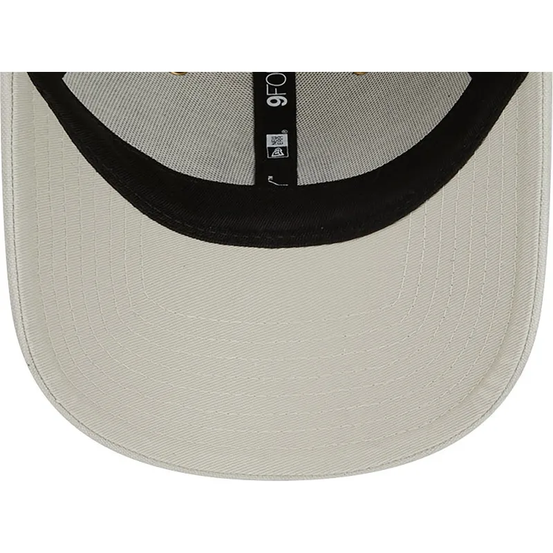 cappellino-beige-con-visiera-curva-regolabile-con-logo-beige-9forty-washed-canvas-dei-new-york-yankees-mlb-di-new-era