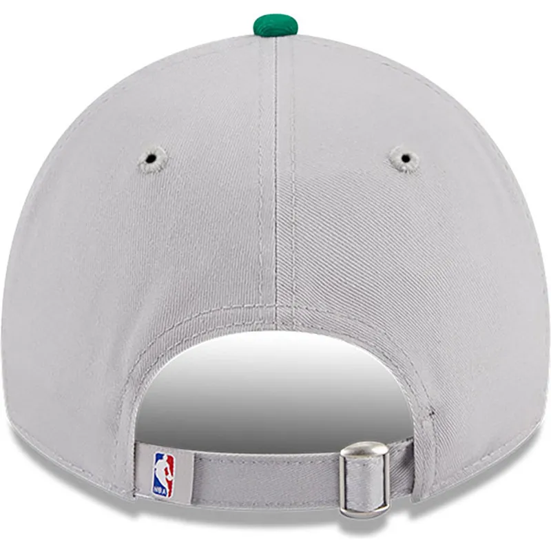 cappellino-curvo-grigio-e-verde-regolabile-9twenty-tip-off-2023-di-boston-celtics-nba-di-new-era