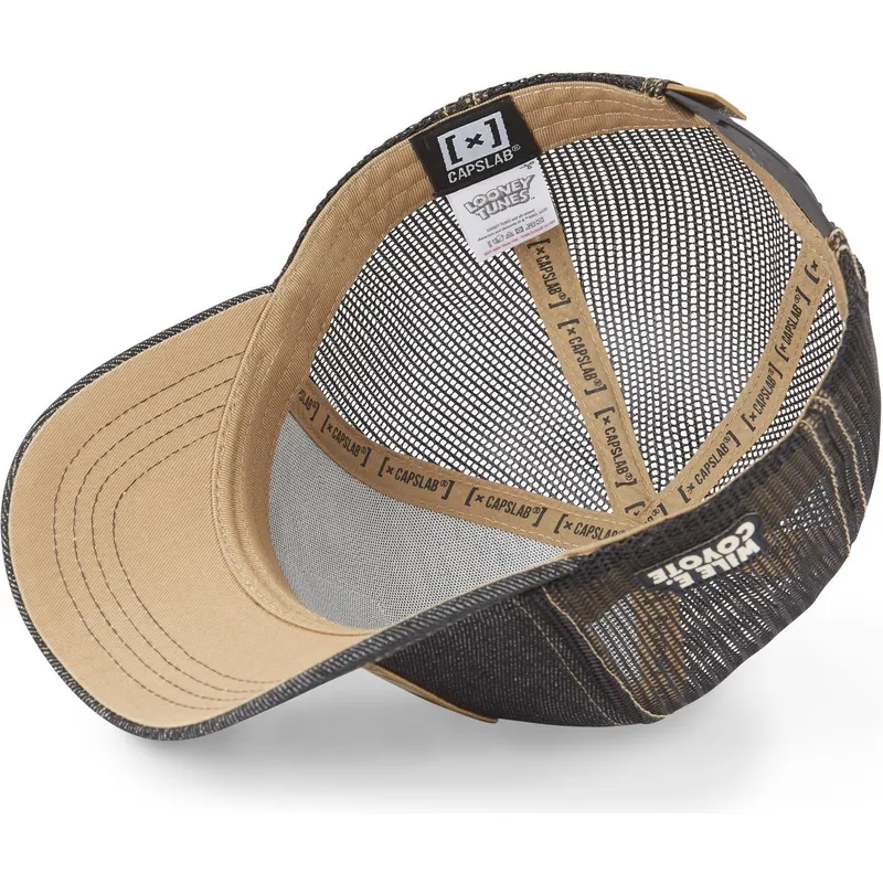 cappelli-curva-nero-snapback-coyote-looney-tunes-di-capslab
