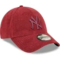 cappelli-curva-rosso-cinghia-regolabile-9forty-towelling-dei-new-york-yankees-mlb-di-new-era
