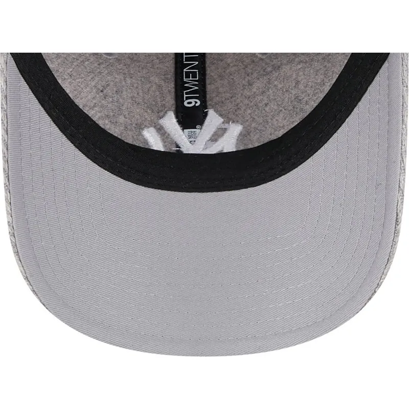 cappelli-curva-grigio-cinghia-regolabile-9twenty-herringbone-dei-new-york-yankees-mlb-di-new-era