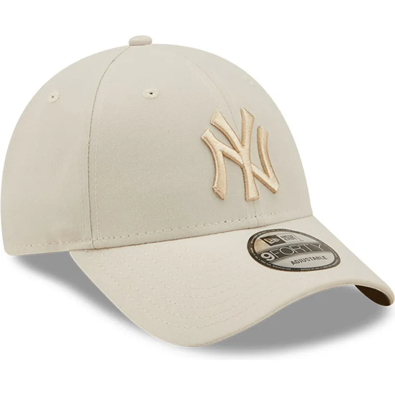 cappellino-curvo-beige-snapback-con-logo-beige-9forty-tonal-repreve-dei-new-york-yankees-mlb-di-new-era