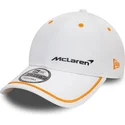 cappelli-curva-bianco-cinghia-regolabile-9forty-contrast-piping-dei-mclaren-racing-formula-1-di-new-era