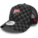 cappelli-curva-nero-snapback-9forty-a-frame-all-over-print-check-dei-ducati-motor-motogp-di-new-era