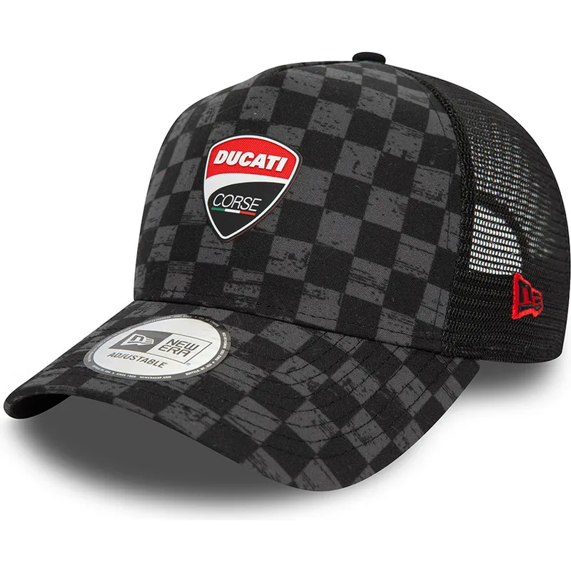 cappelli-curva-nero-snapback-9forty-a-frame-all-over-print-check-dei-ducati-motor-motogp-di-new-era cappelli-curva-nero-snapback-9forty-a-frame-all-over-print-check-dei-ducati-motor-motogp-di-new-era