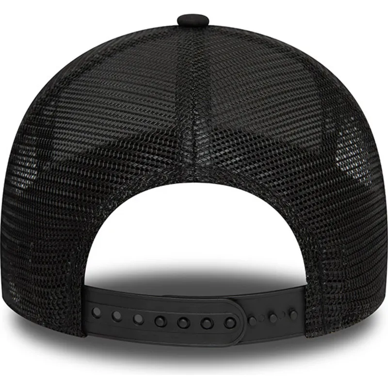 cappelli-curva-nero-snapback-9forty-a-frame-all-over-print-check-dei-ducati-motor-motogp-di-new-era cappelli-curva-nero-snapback-9forty-a-frame-all-over-print-check-dei-ducati-motor-motogp-di-new-era