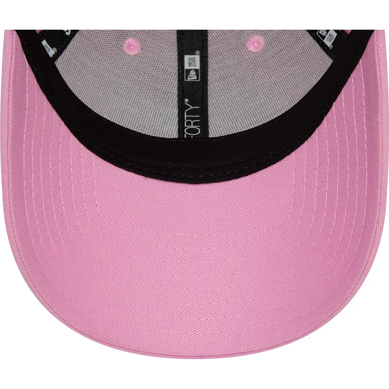 cappelli-curva-rosa-cinghia-regolabile-9forty-seasonal-dei-mclaren-racing-formula-1-di-new-era cappelli-curva-rosa-cinghia-regolabile-9forty-seasonal-dei-mclaren-racing-formula-1-di-new-era
