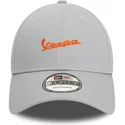 cappellino-curvo-grigio-regolabile-con-logo-arancione-9forty-seasonal-colour-di-vespa-piaggio-di-new-era