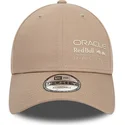 cappelli-curva-beige-snapback-9forty-seasonal-dei-red-bull-racing-formula-1-di-new-era