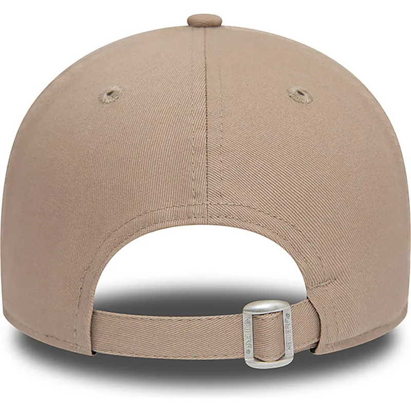 cappelli-curva-marrone-cinghia-regolabile-9forty-di-new-era