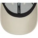 cappellino-curvo-beige-regolabile-9forty-essential-di-new-era