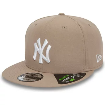 New Era Flat Brim 9FIFTY REPREVE New York Yankees MLB Brown Snapback Cap