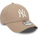 cappellino-con-visiera-curva-marrone-chiaro-regolabile-9forty-league-essential-dei-new-york-yankees-mlb-di-new-era