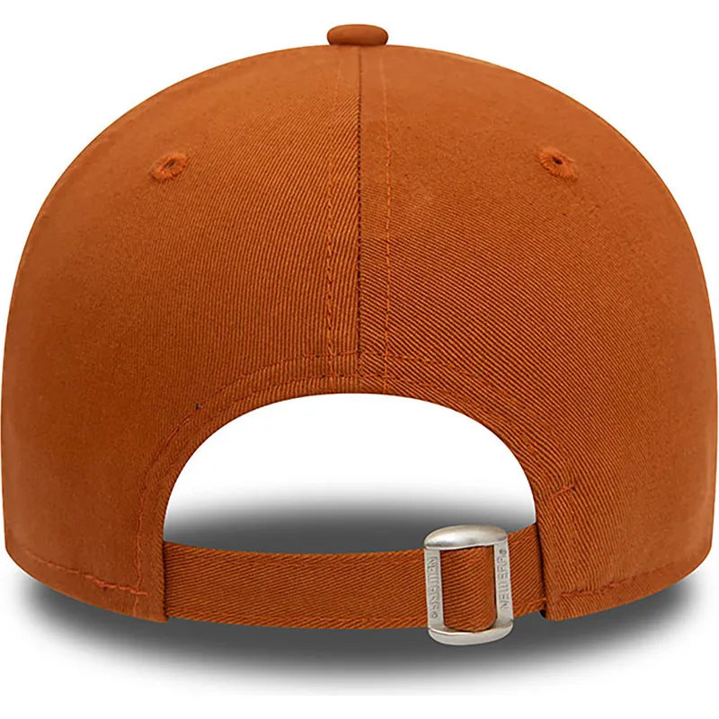 cappelli-curva-marrone-cinghia-regolabile-9forty-league-essential-dei-new-york-yankees-mlb-di-new-era