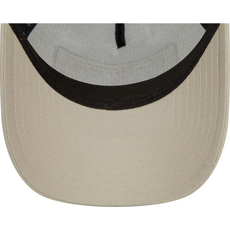 cappelli-curva-marrone-snapback-a-frame-di-new-era