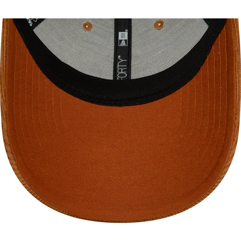 cappellino-curvo-marrone-regolabile-9forty-cord-dei-new-york-yankees-mlb-di-new-era