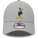 cappelli-curva-grigio-cinghia-regolabile-9forty-character-dei-pato-lucas-looney-tunes-di-new-era