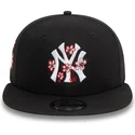 cappelli-piatta-nero-snapback-9fifty-flower-icon-dei-new-york-yankees-mlb-di-new-era