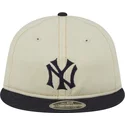 cappello-piatto-beige-e-blu-marino-regolabile-9fifty-retro-crown-denim-dei-new-york-yankees-mlb-di-new-era