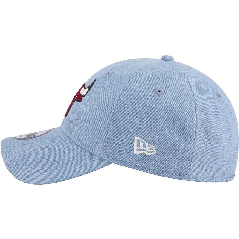cappellino-curvo-blu-regolabile-9twenty-washed-denim-di-chicago-bulls-nba-di-new-era