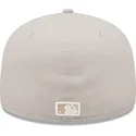 cappello-piatto-beige-aderente-59fifty-league-essential-dei-new-york-yankees-mlb-di-new-era