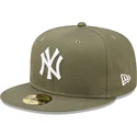 cappellino-piatto-verde-aderente-59fifty-league-essential-dei-new-york-yankees-mlb-di-new-era