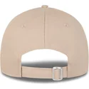 cappellino-curvo-beige-regolabile-con-logo-beige-9forty-league-essential-dei-new-york-yankees-mlb-di-new-era