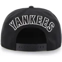 cappello-snapback-nero-con-visiera-piatta-e-logo-grande-dei-new-york-yankees-mlb-di-47-brand