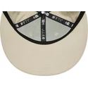 cappelli-piatta-beige-snapback-negro-9fifty-league-essential-dei-new-york-yankees-mlb-di-new-era
