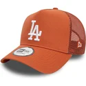 cappellino-trucker-marrone-a-frame-league-essential-dei-los-angeles-dodgers-mlb-di-new-era