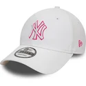 cappelli-curva-bianco-cinghia-regolabile-rosa-9forty-team-outline-dei-new-york-yankees-mlb-di-new-era