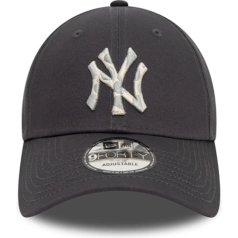 cappellino-grigio-regolabile-9forty-animal-infill-new-york-yankees-mlb-di-new-era