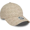 cappellino-curvo-beige-regolabile-da-donna-9forty-monogram-dei-new-york-yankees-mlb-di-new-era