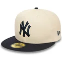 cappello-piatto-beige-e-blu-navy-aderente-59fifty-team-colour-dei-new-york-yankees-mlb-di-new-era