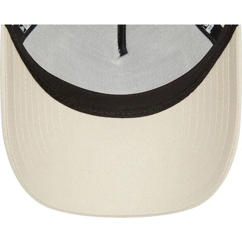 cappelli-curva-beige-snapback-a-frame-summer-dei-saint-tropez-ciudades-y-playas-di-new-era