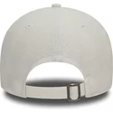 cappelli-curva-bianco-cinghia-regolabile-9forty-linen-dei-new-york-yankees-mlb-di-new-era