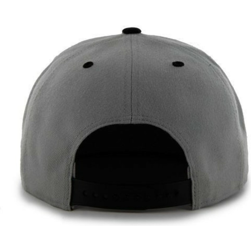 cappellino-visiera-piatta-grigio-snapback-scuro-con-logo-lettere-di-los-angeles-kings-nhl-di-47-brand
