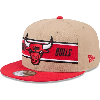 Cappello piatto marrone e rosso snapback 9FIFTY Draft 2024 di Chicago Bulls NBA di New Era