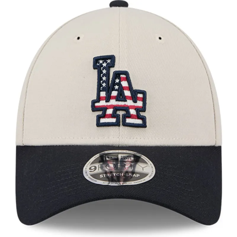 cappellino-curvo-beige-e-blu-marino-snapback-9forty-stretch-snap-4th-of-july-di-los-angeles-dodgers-mlb-di-new-era