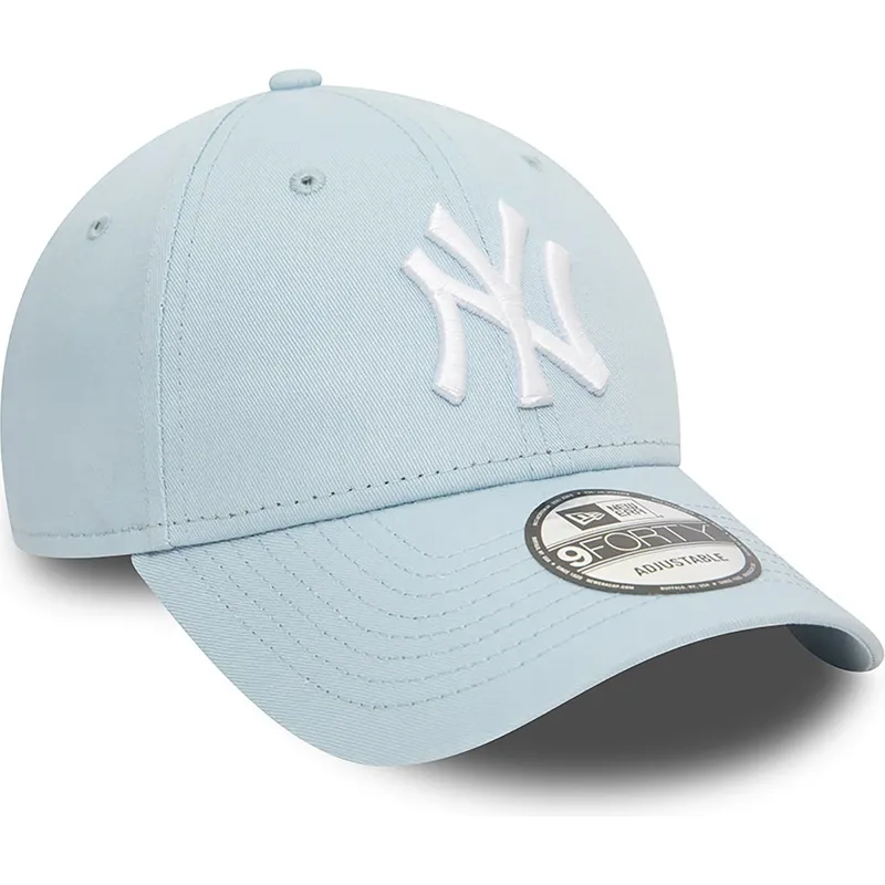 cappelli-curva-blu-cinghia-regolabile-claro-9forty-league-essential-dei-new-york-yankees-mlb-di-new-era