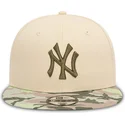 cappello-snapback-piatto-beige-con-logo-verde-per-bambino-9fifty-contrast-dei-new-york-yankees-mlb-di-new-era