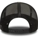 cappelli-curva-nero-snapback-bugs-bunny-and-his-friends-a-frame-dei-looney-tunes-di-new-era