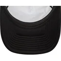 cappelli-curva-nero-snapback-bugs-bunny-and-his-friends-a-frame-dei-looney-tunes-di-new-era