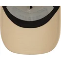 cappelli-curva-beige-snapback-a-frame-license-plate-dei-miami-ciudades-y-playas-di-new-era